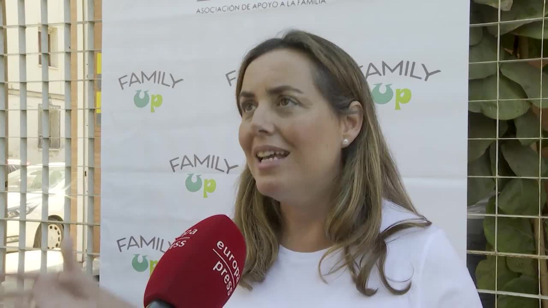 Más de 100 voluntarios "devuelven la dignidad" a 26 casas afectadas por la dana en Valencia