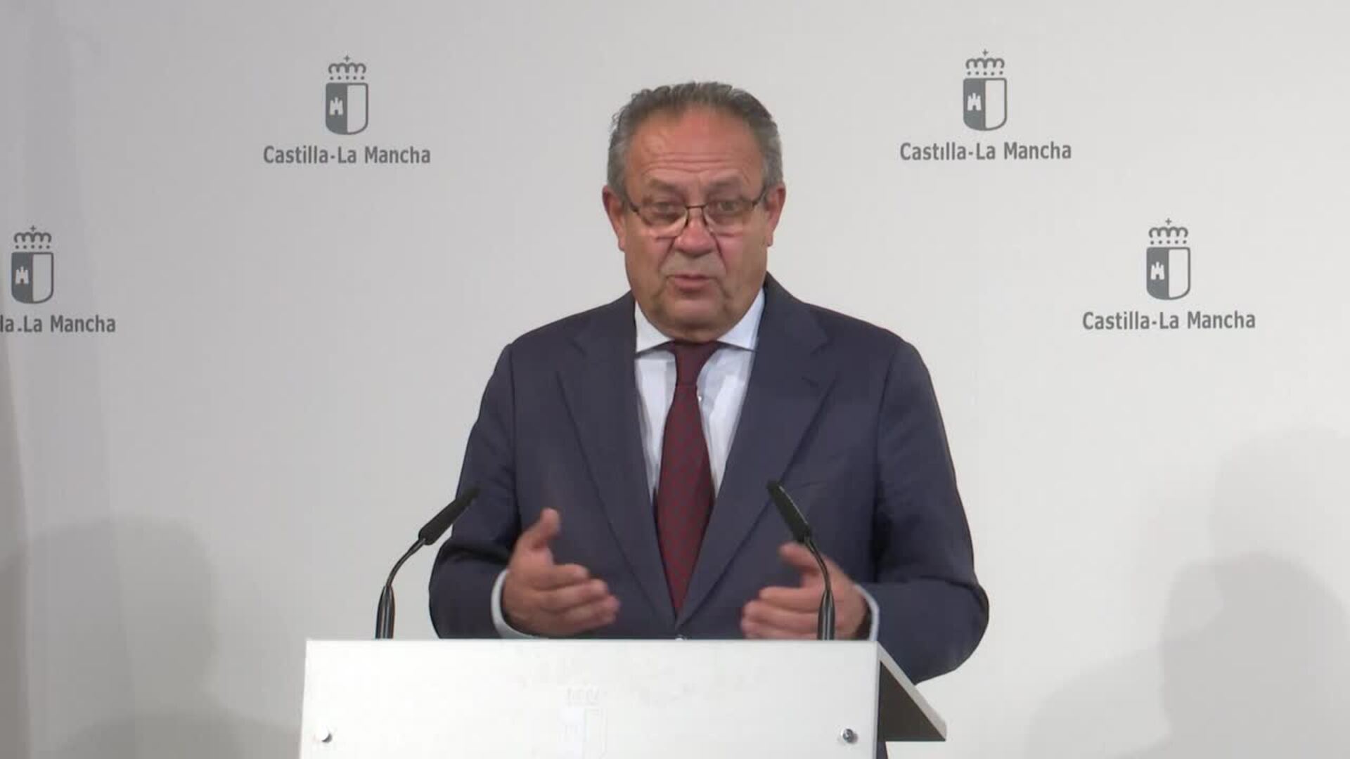 Page insiste en hablar de financiación en la Conferencia de Presidentes