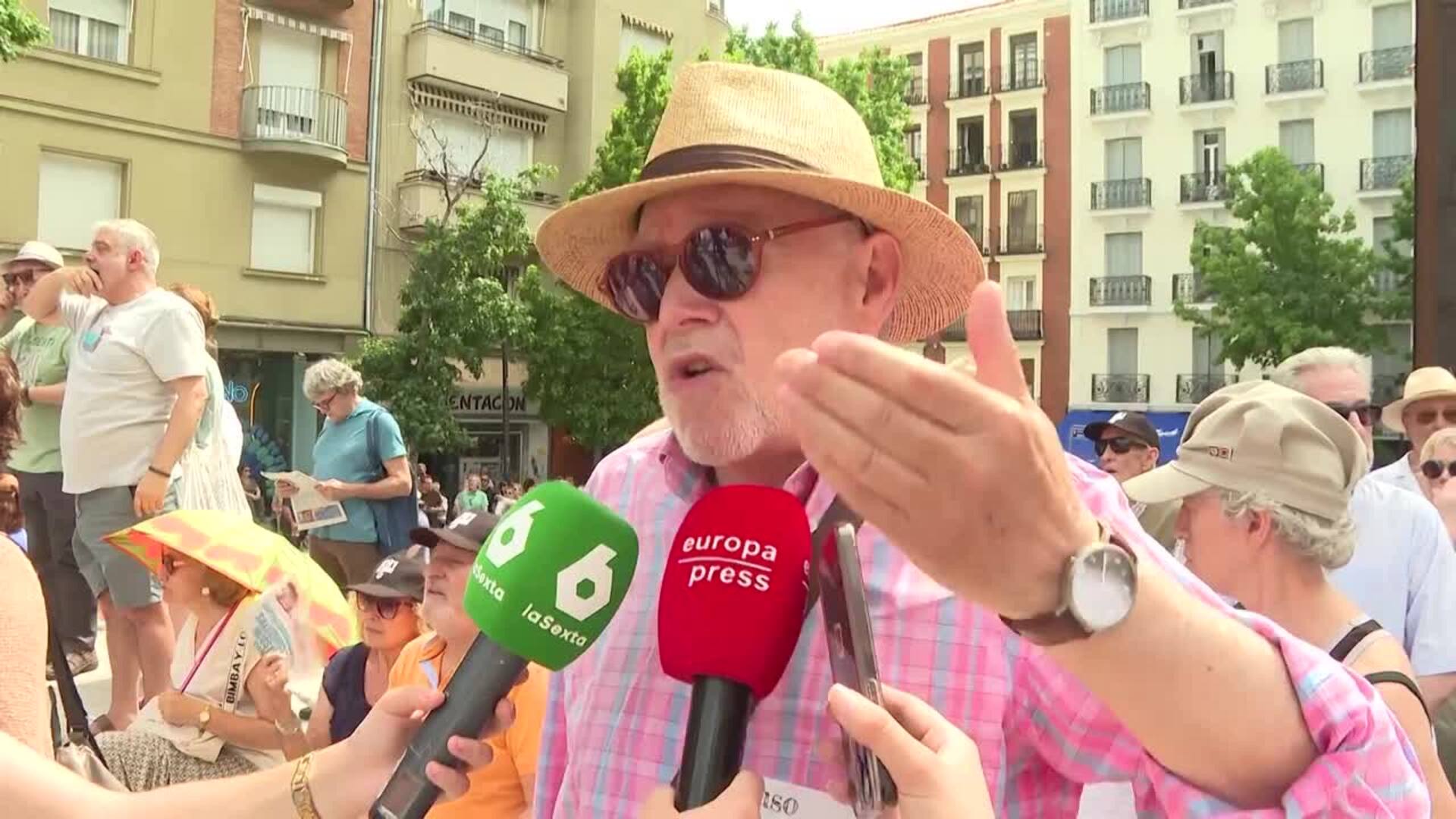 Asociaciones homenajean a fallecidos en residencias durante la pandemia: “Que se investigue”