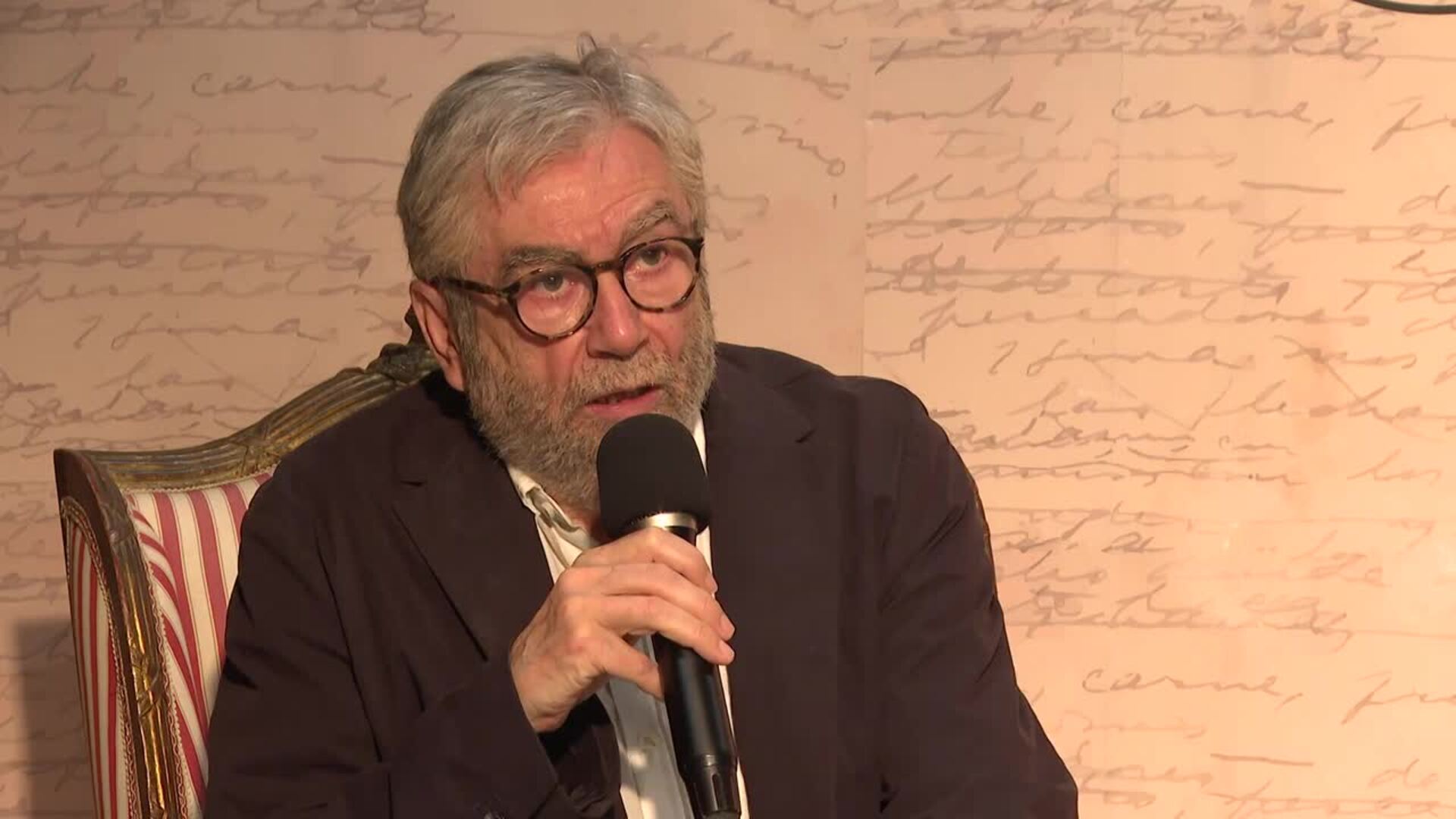 Muñoz Molina aboga por ediciones infantiles de 'El Quijote'