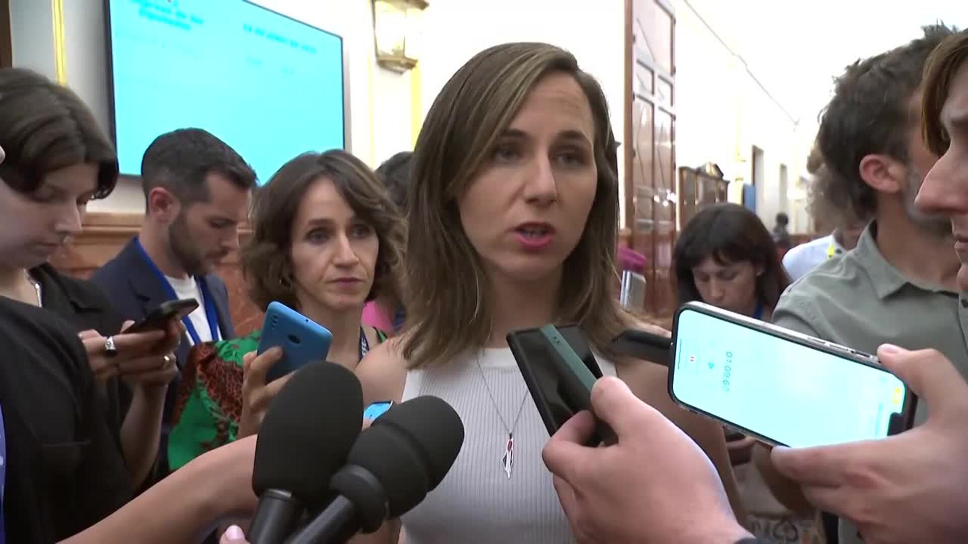 Podemos critica la actitud "indefendible" de Sánchez ante el caso Cerdán