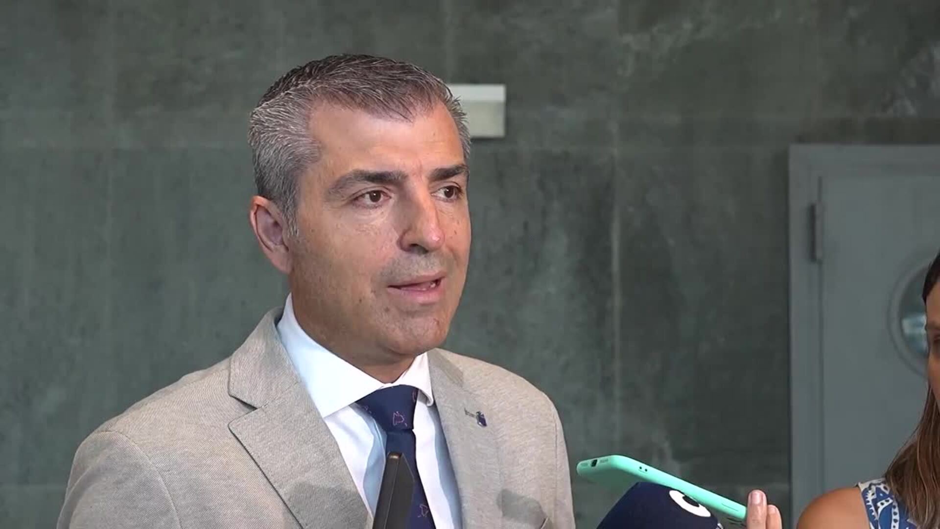 Domínguez (PP), a favor de una cuestión de confianza de Sánchez si es para convocar elecciones