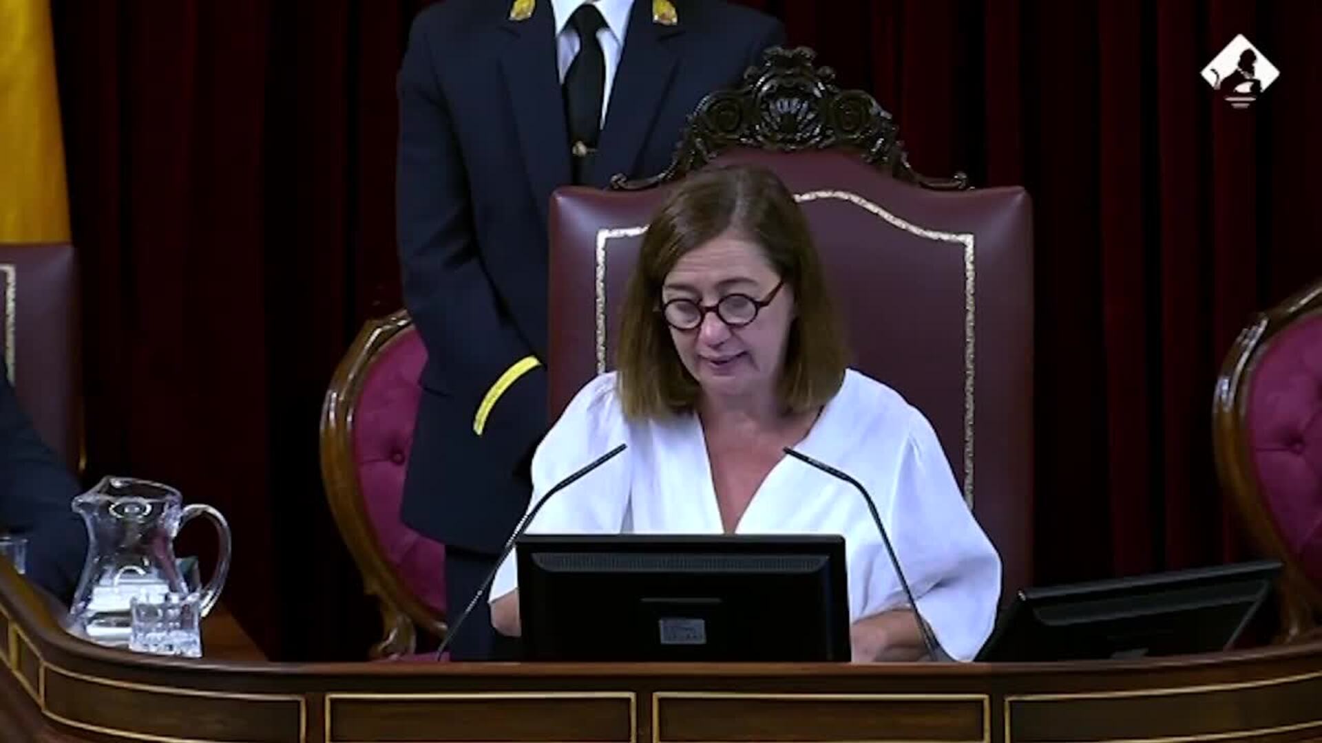 Reforma que sancionará a 'pseudoperiodistas' en Congreso sigue tras rechazar vetos de PP y Vox