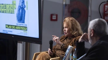 Pilar de Arístegui durante su intervención con Carlos Aganzo