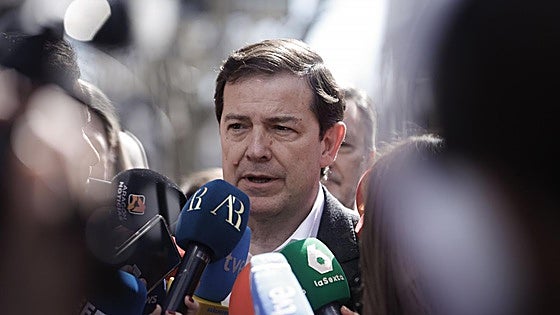 Mañueco sostiene que el PP construirá una alternativa al 'sanchismo' en Castilla y León