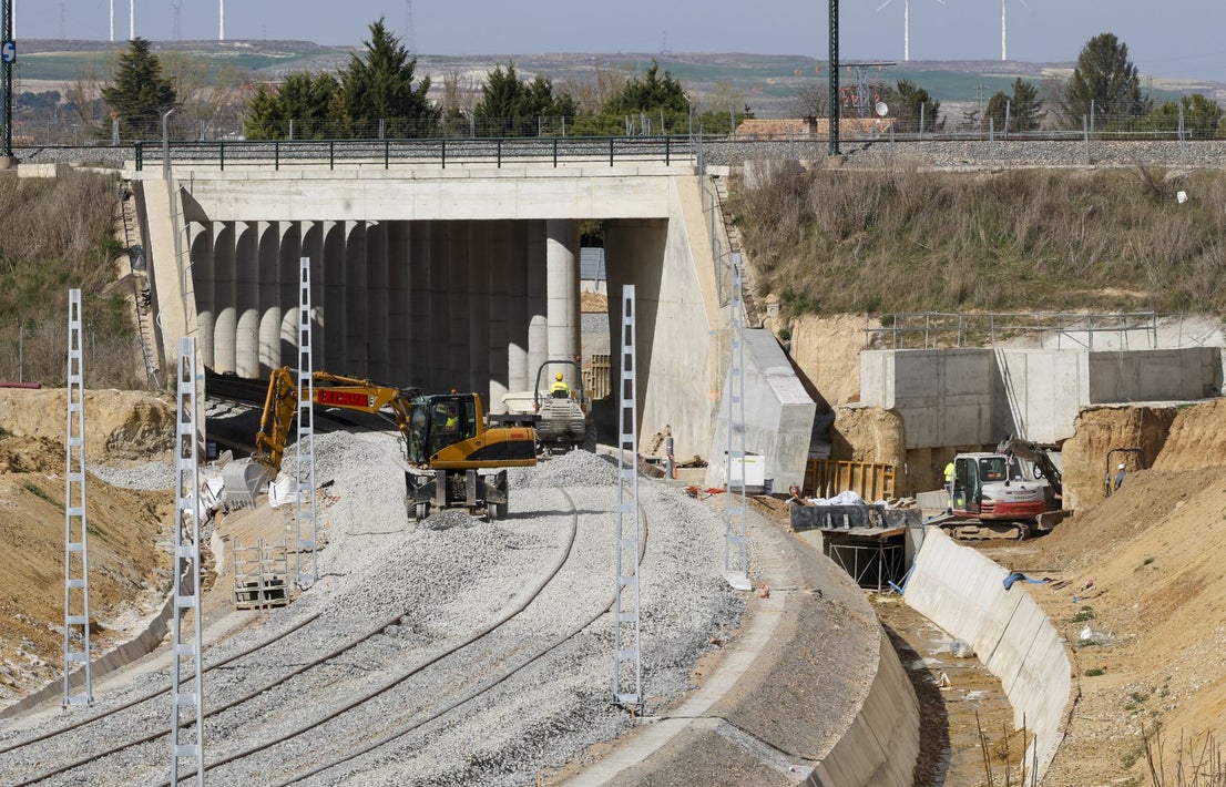 Así avanzan las obras del Ave a Cantabria en el acceso sur de Palencia ...