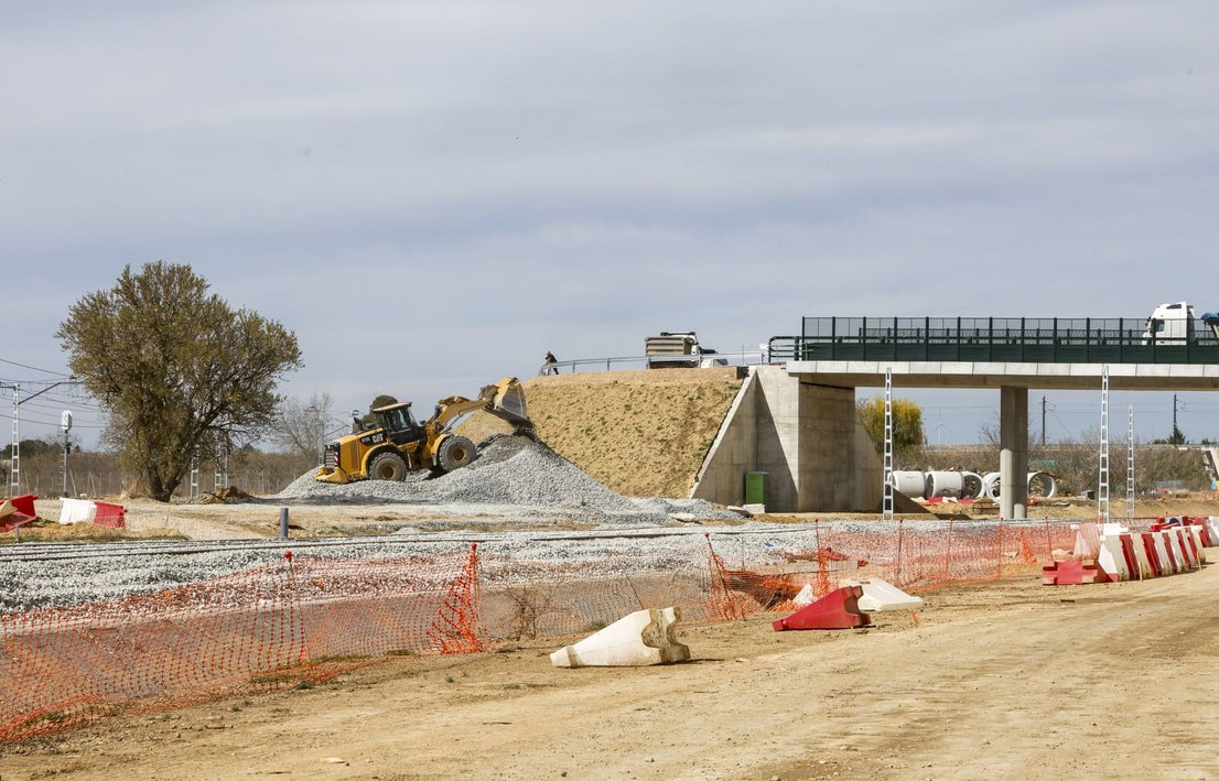 Así avanzan las obras del Ave a Cantabria en el acceso sur de Palencia ...