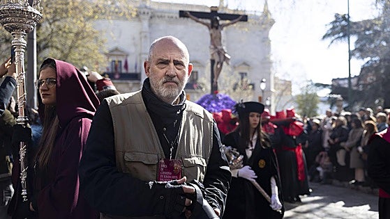 Chema Concellón cuelga la cámara con su pasión fotográfica tras cuatro décadas