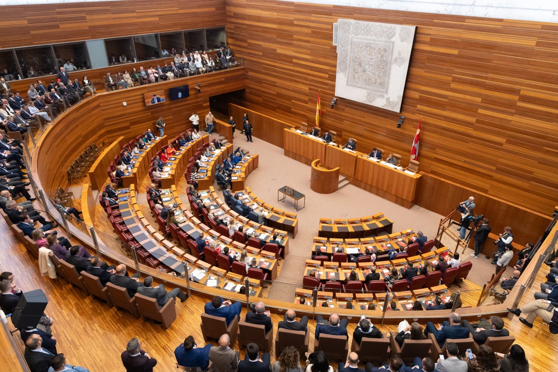 Las imágenes de la constitución de las Cortes de Castilla y León | El ...