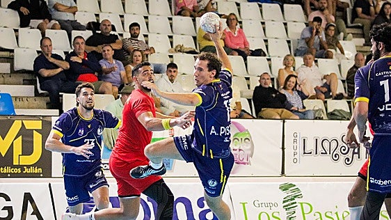 El Recoletas planta cara y compite ante el campeón húngaro