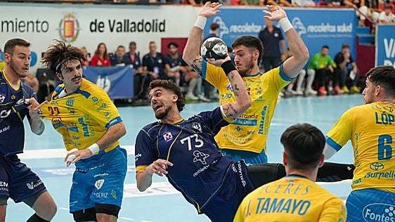 Mano de hierro y triunfo arrollador del Recoletas en el derbi