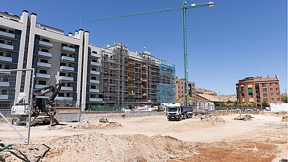 Construcción de viviendas en la zona de Cuarteles, en Valladolid.