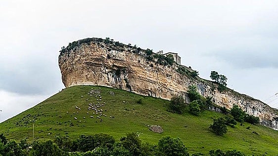 Un paisaje de película en el norte de Burgos: el rincón natural que se ha hecho viral por su parecido con 'El Rey León'