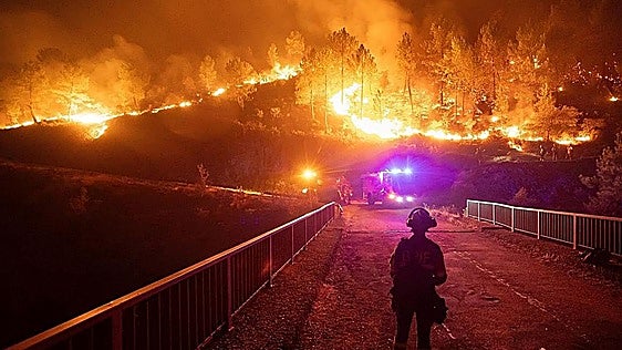 El capricho geográfico por el que el incendio de Extremadura entró en Salamanca: «Se valoró evacuar una pedanía»