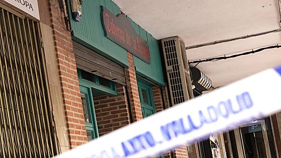 Un incendio en los fogones obliga a cerrar un bar de Batallas y a desalojar a los clientes a la hora de la comida