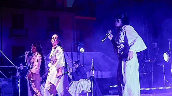 Así ha sido el concierto de las Tanxugueiras en Palencia