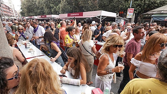 Valladolid calienta motores entre tapas y cañas en un animado vermú de ferias