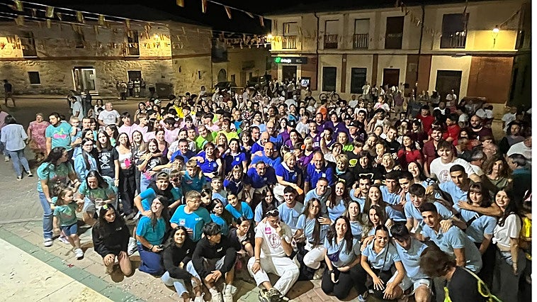 Mota del Marqués arranca sus fiestas con un pregón multitudinario