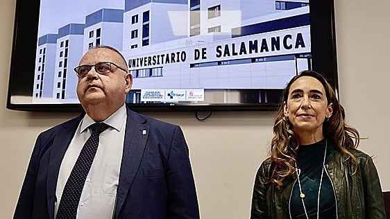 Sanidad tarda diez días en cesar a la gerente del Hospital de Salamanca por no cumplir las «exigencias» de la Gerencia Regional