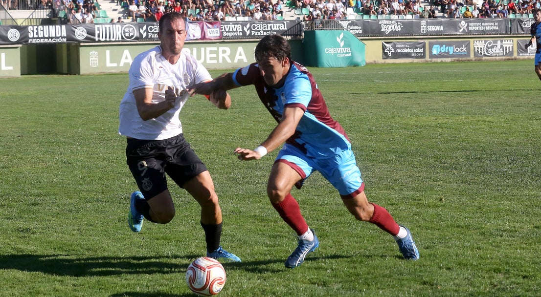 Fotos del partido entre la Segoviana y el Conquense