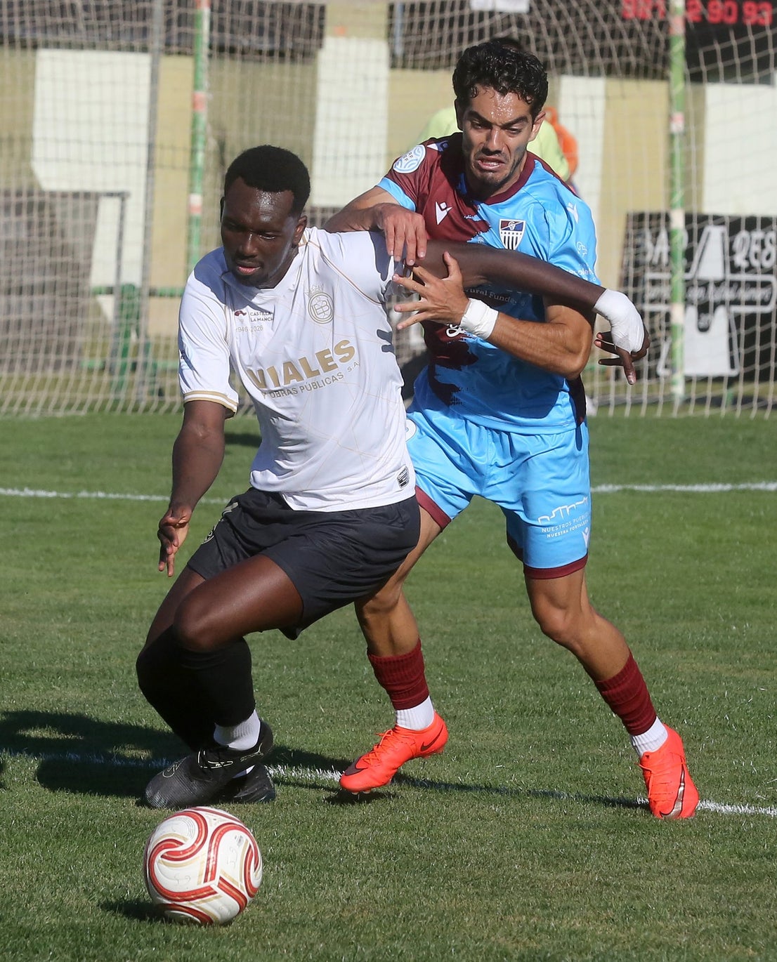 Fotos del partido entre la Segoviana y el Conquense