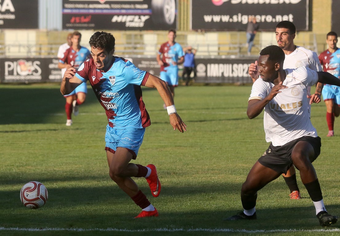 Fotos del partido entre la Segoviana y el Conquense