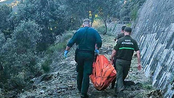 Aparece un oso muerto en el canal de una central hidroeléctrica en El Bierzo