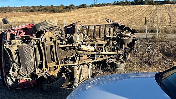 La A-67 se reabre al tráfico completamente 21 horas después del accidente con dos muertos