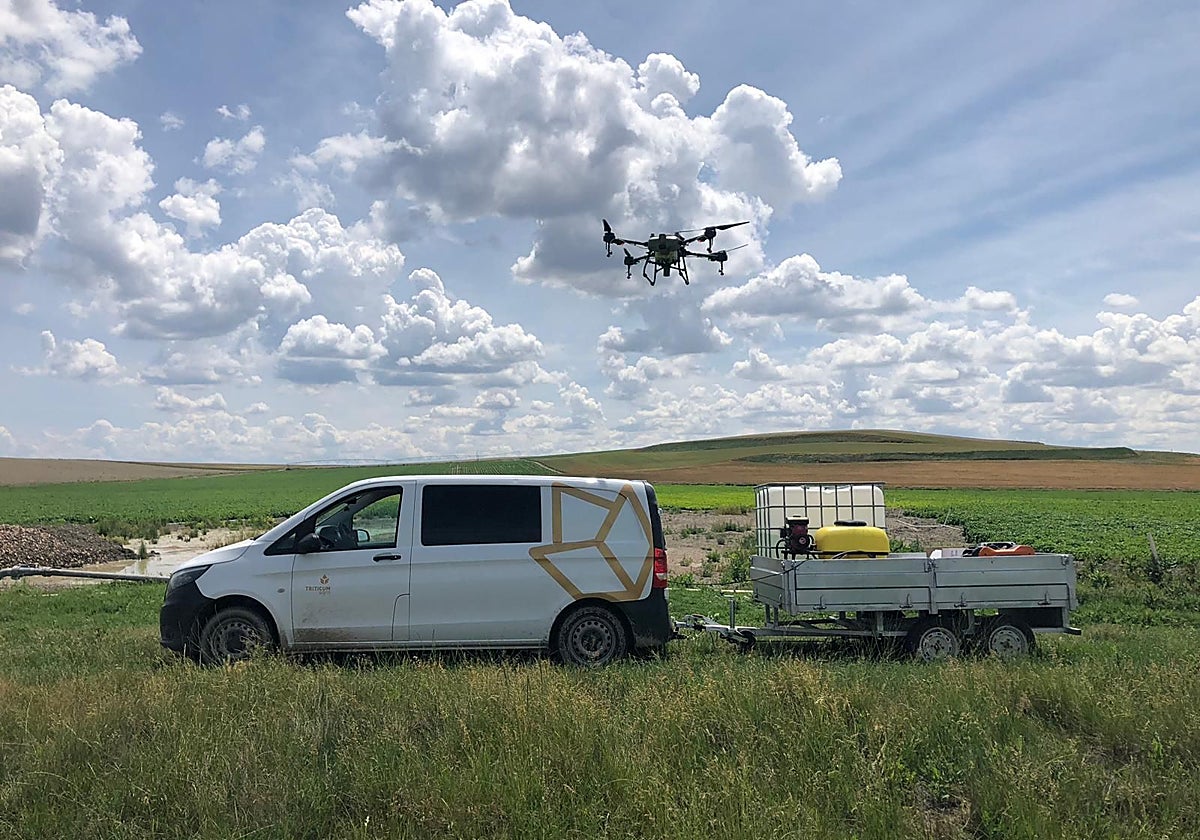 Los drones ganan presencia en el campo y se espera que lleguen a la mitad del territorio en 2027 | El Norte de Castilla
