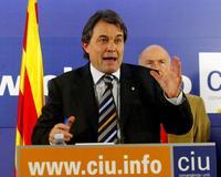 CiU valora como "paso adelante" el Estatut y ERC no acepta la definición de Cataluña
