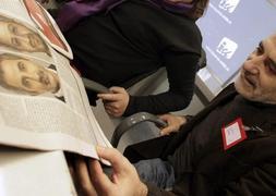 El Congreso exige a EEUU que se disculpe con Llamazares por utilizar su imagen para un montaje de Bin Laden