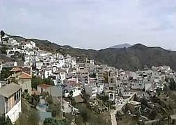 Moclinejo podría ser el primer pueblo gay del mundo