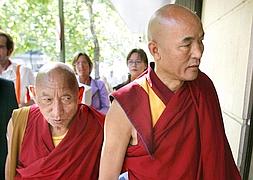 Dos monjes tibetanos acuden a la Audiencia Nacional a  interponer una demanda contra China. / Archivo