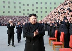 El dictador norcoreano Kim Jong-Un, en un acto público en Pyongyang. / Afp