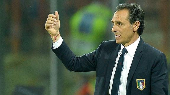 Prandelli, durante un partido. 