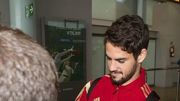 Isco, a su llegada a Vigo. 