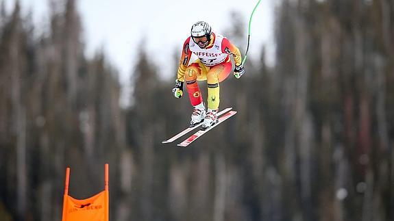 El producto incluye además luces antiniebla.