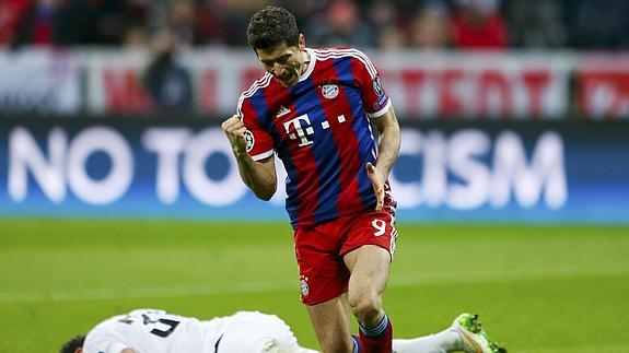 Lewandowski celebra un gol. 