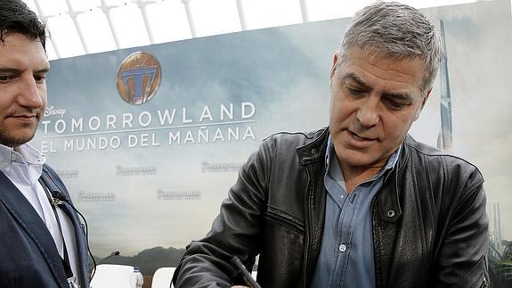 Clooney, tras la presentación de 'Tomorrowland' en la Ciudad de las Artes y las Ciencias de Valencia.