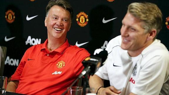 Van Gaal, en la presentación de Schweinsteiger. 