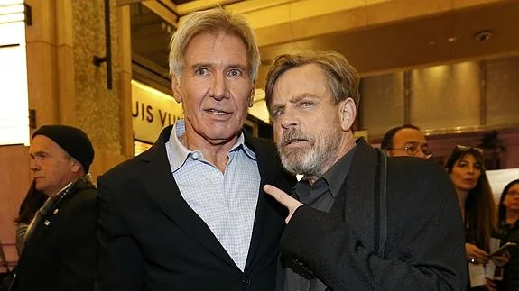 Los actores Harrison Ford y Mark Hamill. 
