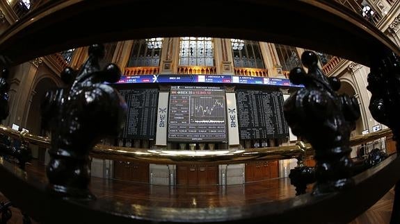 Interior de la Bolsa de Madrid. 