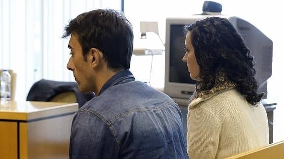 Lorena G.F., junto a su cómplice, Iván Trepiana.