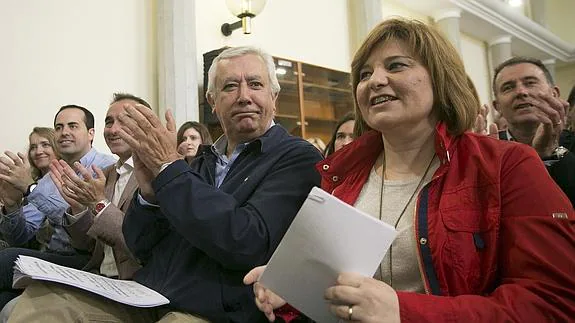 Javier Arenas y la secretaria del PPCV, Isabel Bonig. 