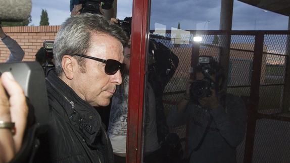Ortega Cano, a su entrada en prisión en abril de 2014.