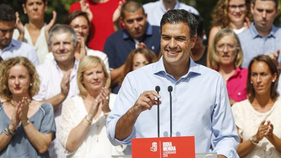 Pedro Sánchez, durante el acto en San Sebastián. 