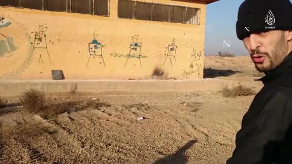 Brahim Abdselam en un vídeo del ISIS