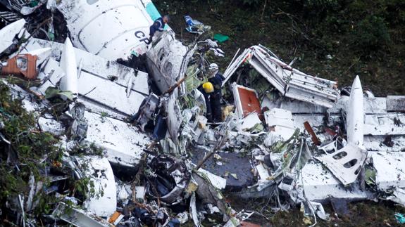 Restos del avión siniestrado.