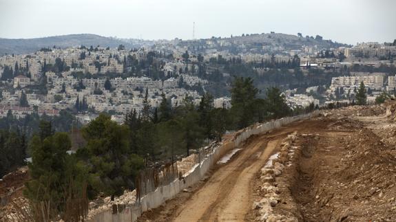 Vista general del asentamiento de Ramat Shlomo, Palestina.