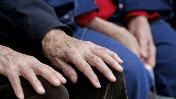 Las manos, después de las rodillas, son las más afectadas por la artrosis. 